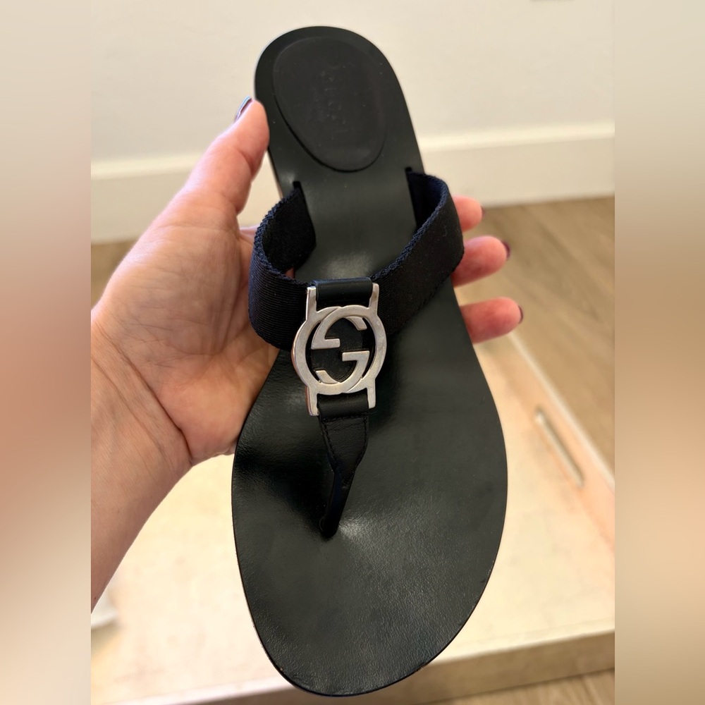 Gucci Black Leather Sandals - Picture 2 of 10
